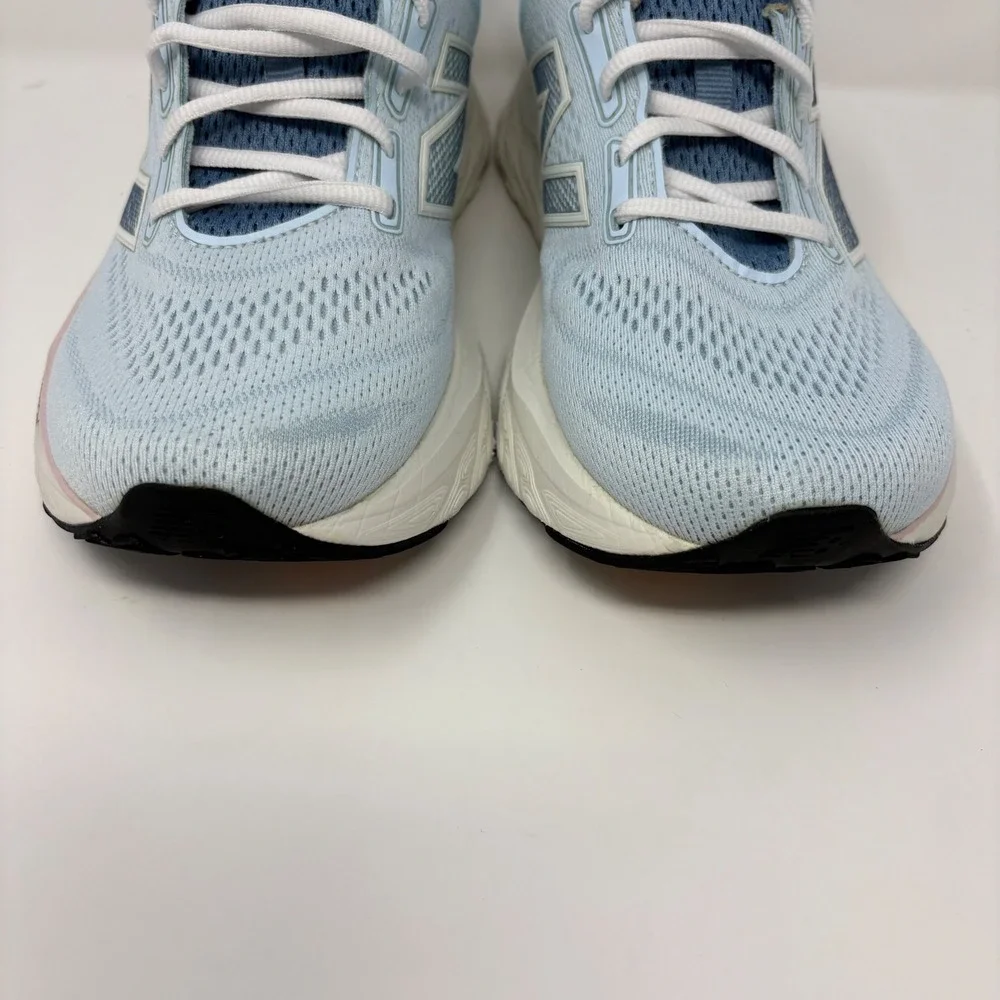 New Balance Fresh Foam X 880v14 Womens Size 10 Wide Blue Running Shoes W880J14